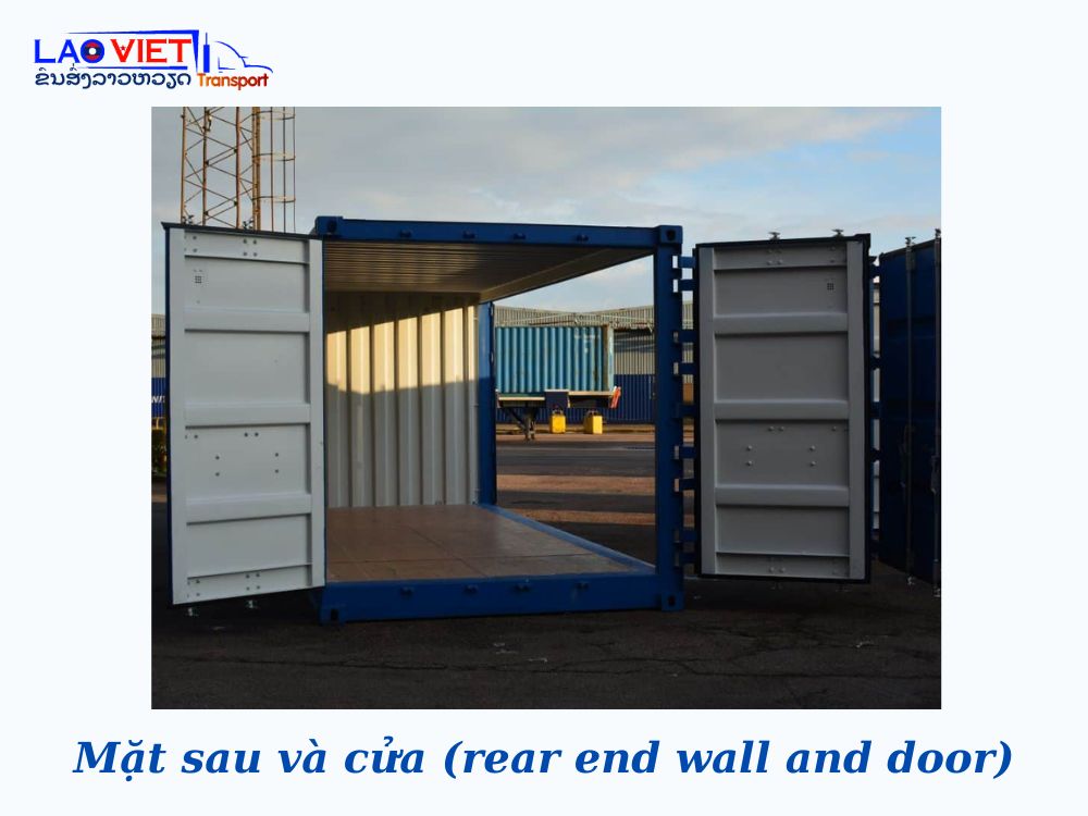 mat-sau-va-cua-rear-end-wall-and-door-vanchuyenlaoviet